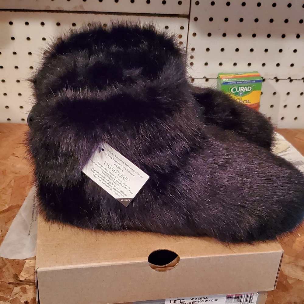 Ugg Aramy faux fur slippers